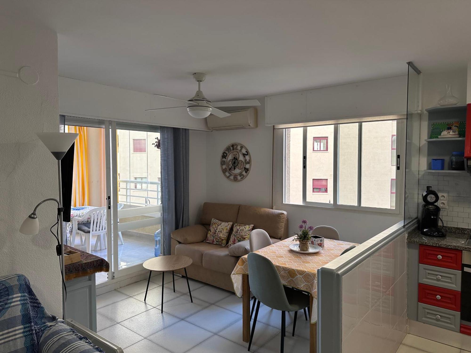Apartment On The Beach With Parking And Pool Calp Exterior foto